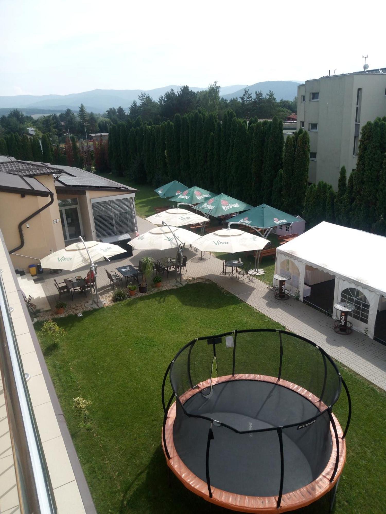 Penzion Adriana Nové Mesto nad Váhom Εξωτερικό φωτογραφία